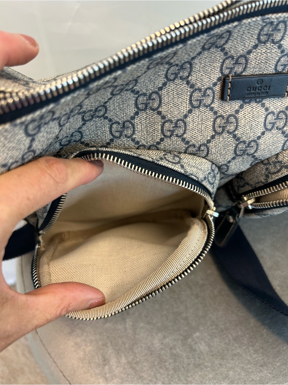 Gucci Vintage Monogram GG Supreme Messenger Bag beige blue coated canvas unisex - Picture 11 of 17